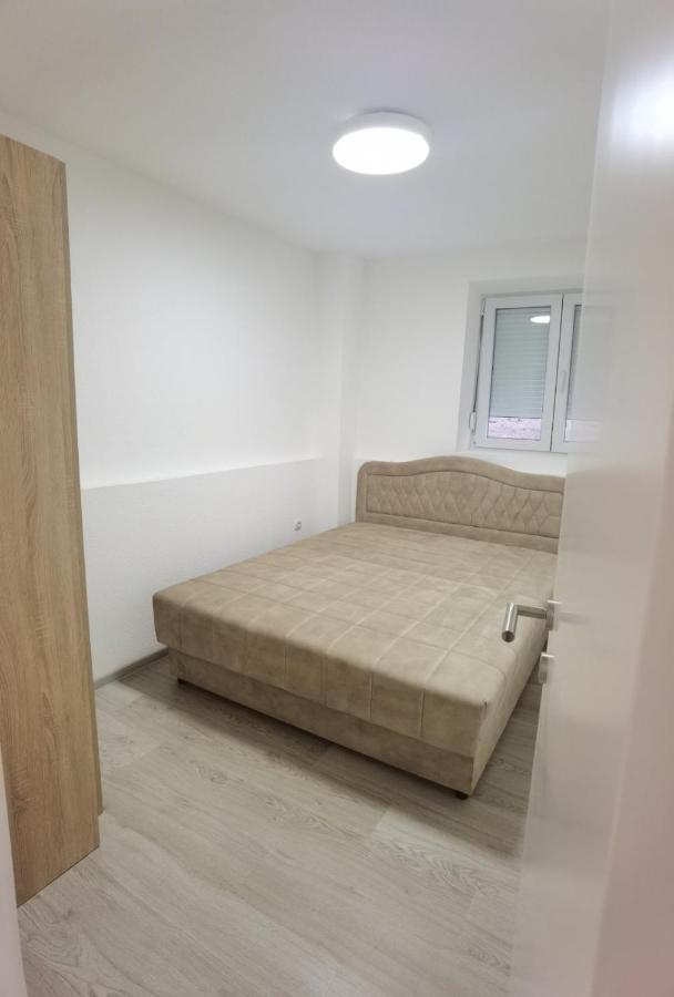 Kraguj Apartman 2 Kragujevac Eksteriør billede