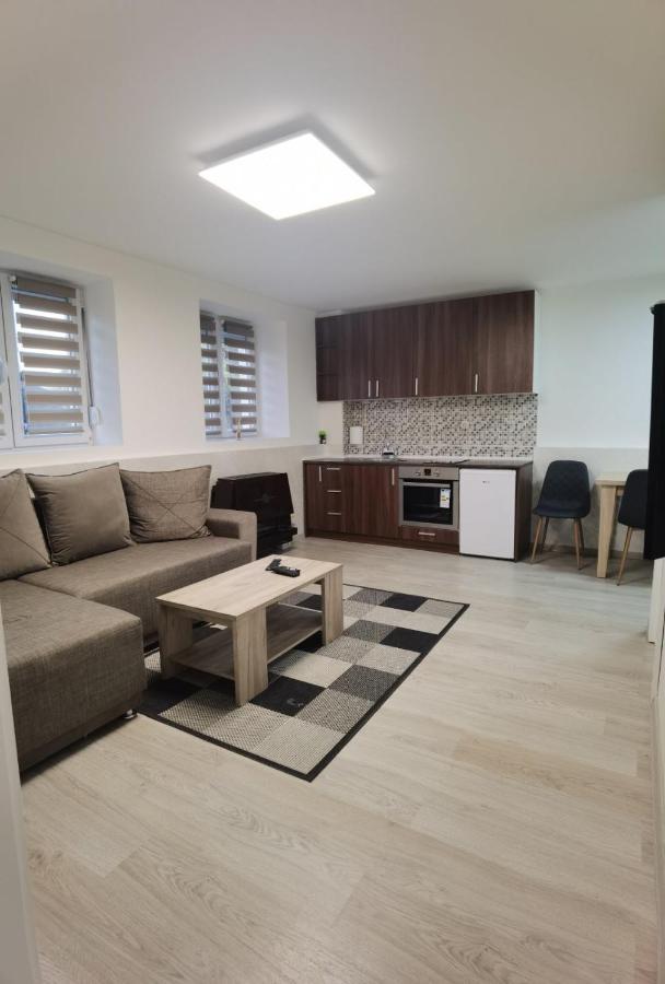 Kraguj Apartman 2 Kragujevac Eksteriør billede